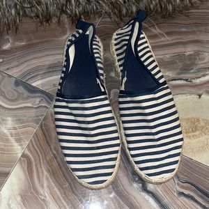 White and Navy canvas Men shoes size 10.5